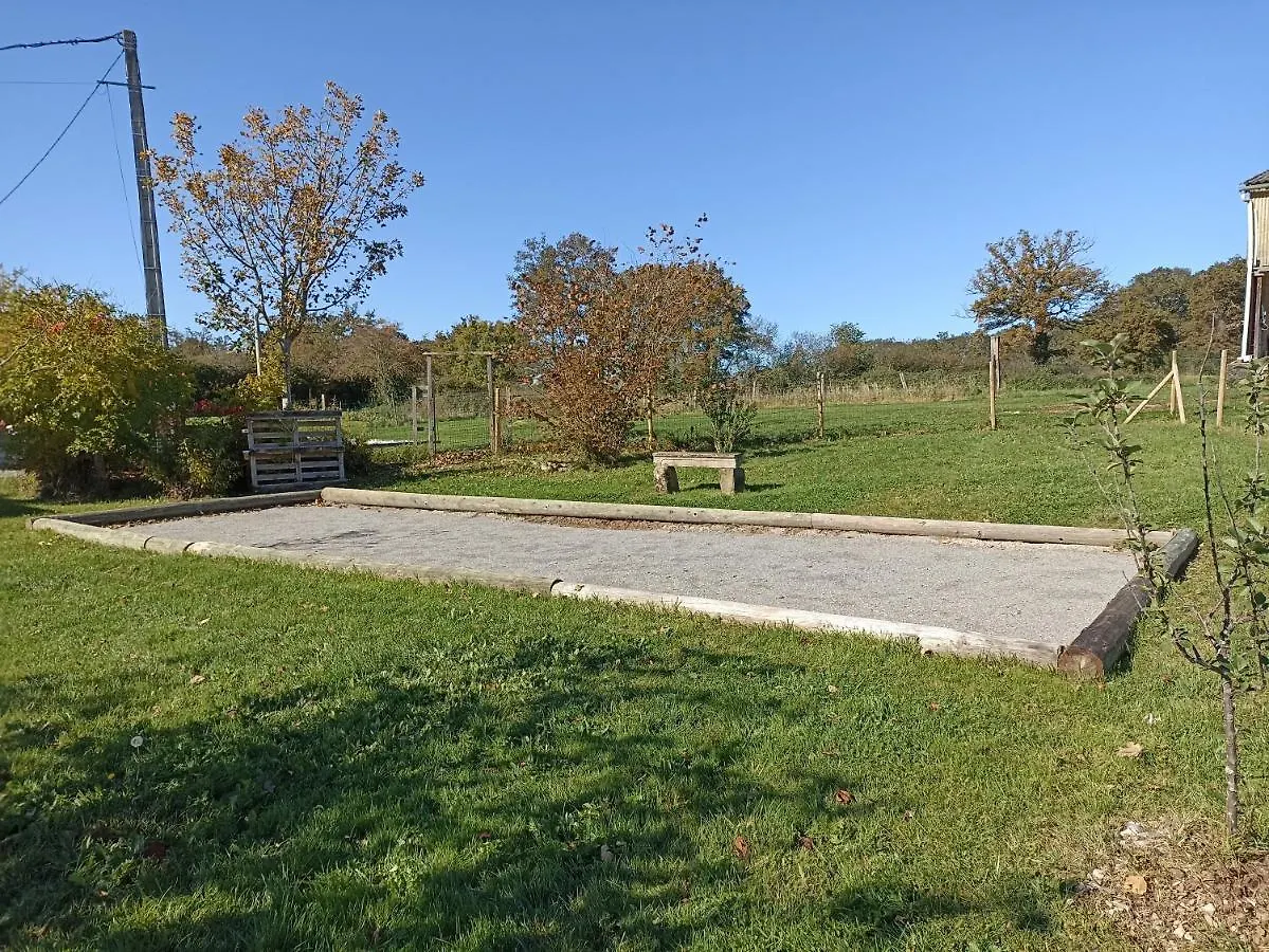 Gite De La Tuilerie Des Garandons Saint-Menoux 0*,